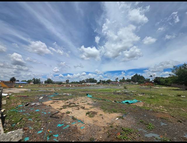 15,700M² VACANT LAND TO LET IN ALRODE